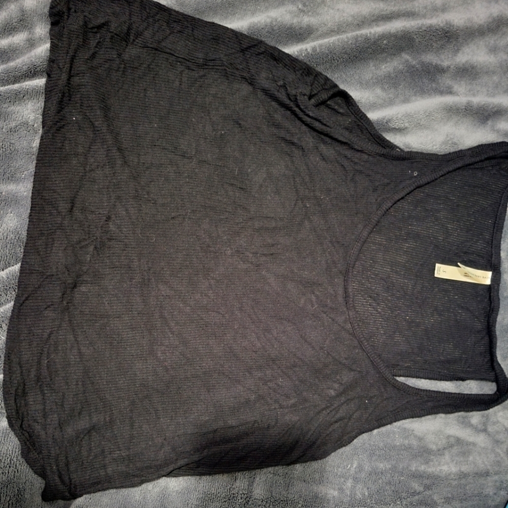 Black crop top